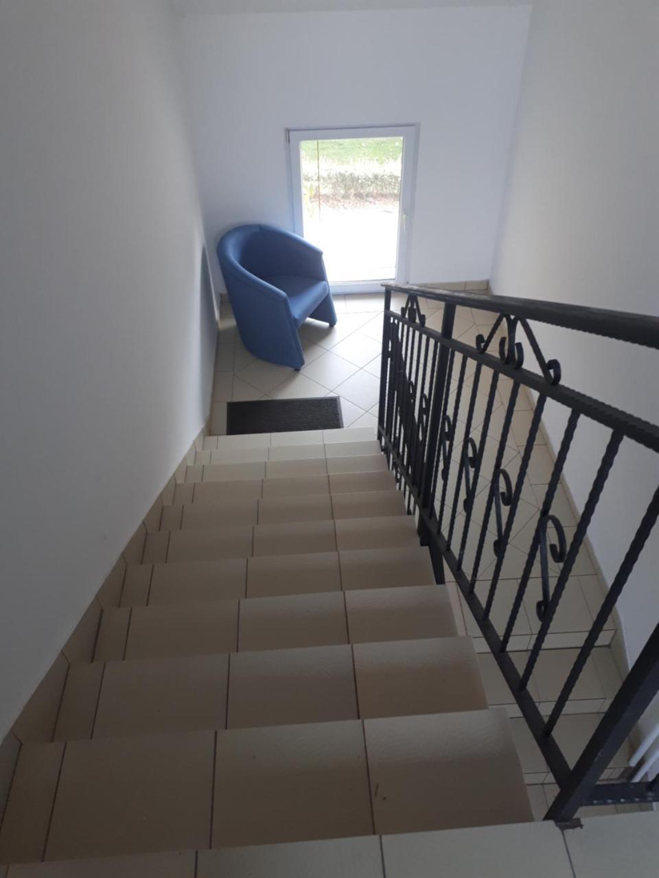 Nadja Appartement Novi Sad Buitenkant foto