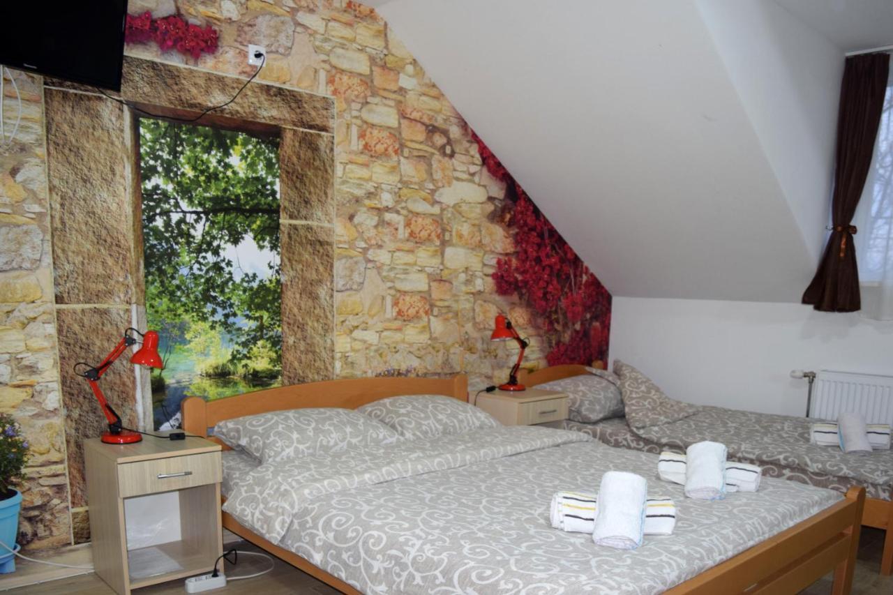 Nadja Appartement Novi Sad Buitenkant foto